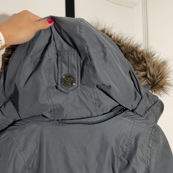 TNA Parka Fleece Lined w/ Removable Hood & Fur - Picture 8 of 8